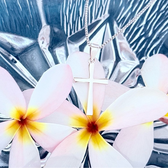 Sterling Silver Unisex Cross Necklace, Religious Jewelry, Christian Chain - Picture 3 of 12